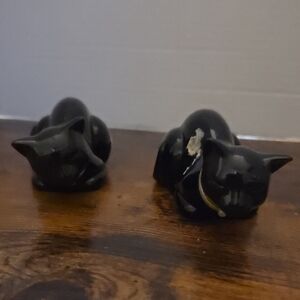 1970s vintage Avong Glossy "Black Cat" perfume bottle
